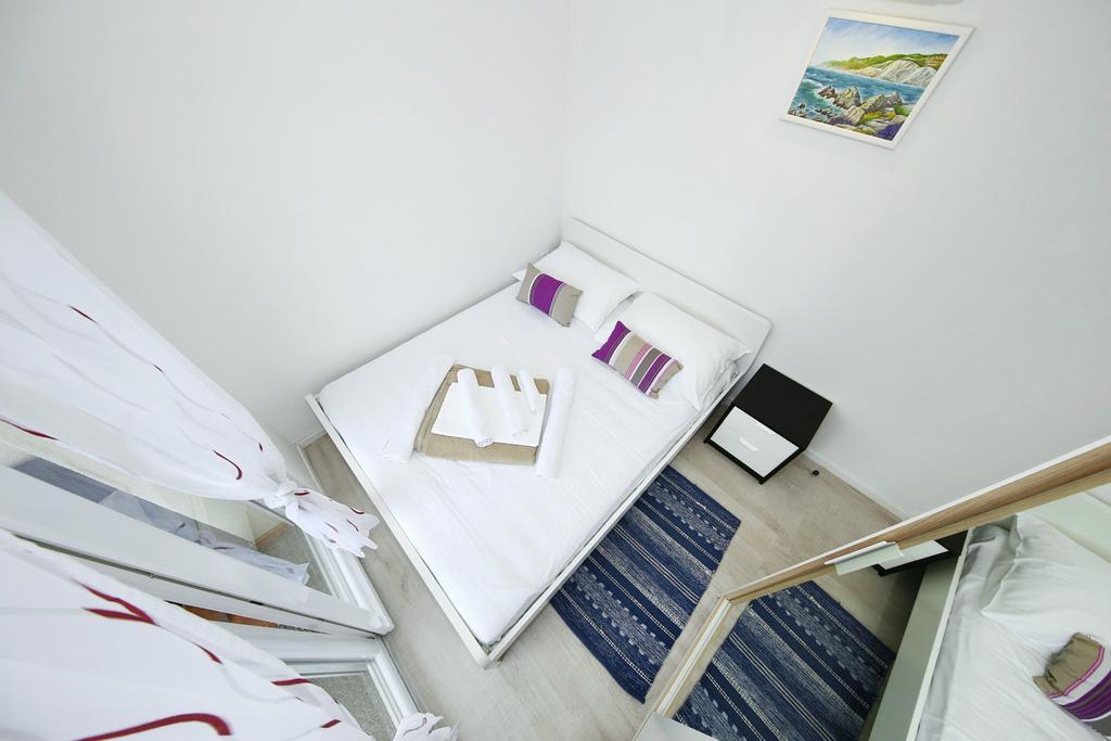 Apartments Matkovic Sveti Filip i Jakov Eksteriør bilde
